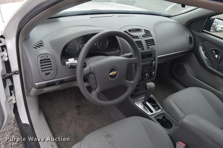 image for item L2506 2007 Chevrolet Malibu LS