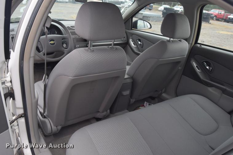 image for item L2506 2007 Chevrolet Malibu LS