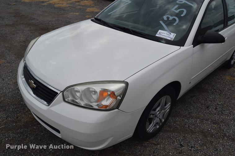 image for item L2506 2007 Chevrolet Malibu LS