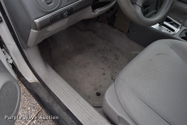 image for item L2507 2007 Chevrolet Malibu LS