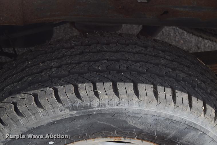 image for item L2508 2007 Chevrolet Silverado 2500HD Crew Cab pickup truck