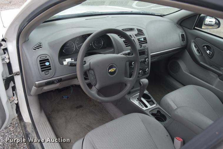 image for item L2509 2007 Chevrolet Malibu LS