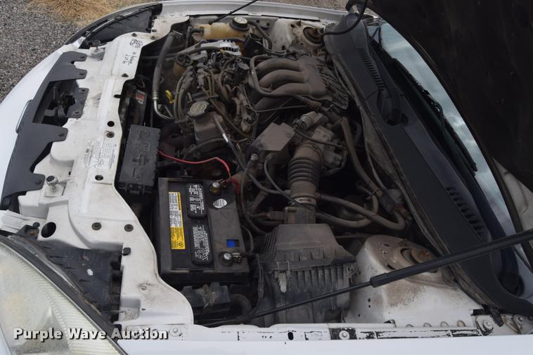 image for item L2510 2006 Ford Taurus SE