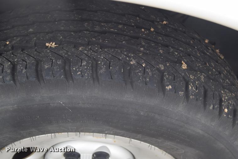 image for item L2513 2007 Chevrolet Express 2500 Cargo van