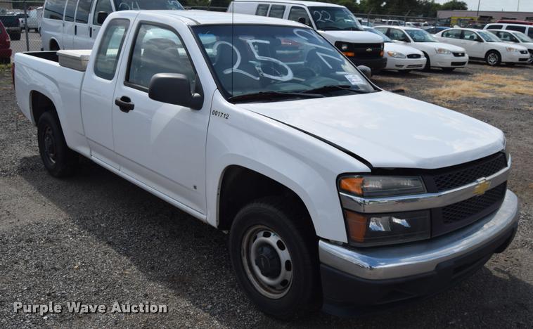 image for item L2514 2008 Chevrolet Colorado pickup truck