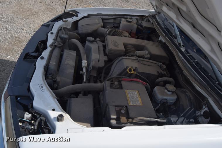 image for item L2514 2008 Chevrolet Colorado pickup truck