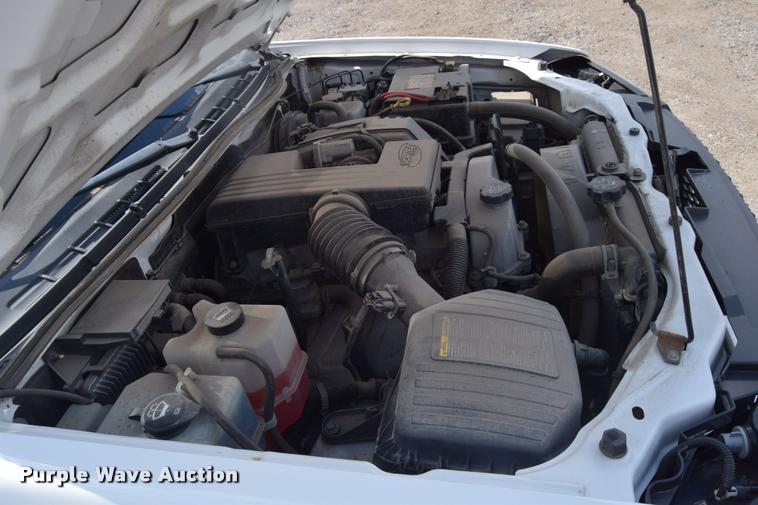 image for item L2514 2008 Chevrolet Colorado pickup truck