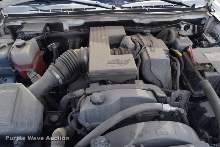 image for item L2514 2008 Chevrolet Colorado pickup truck