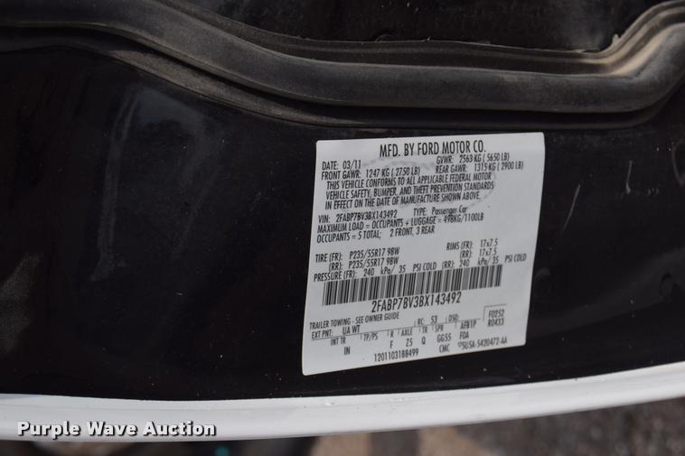 image for item L2515 2011 Ford Crown Victoria Police Interceptor