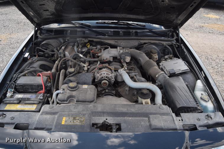 image for item L2515 2011 Ford Crown Victoria Police Interceptor