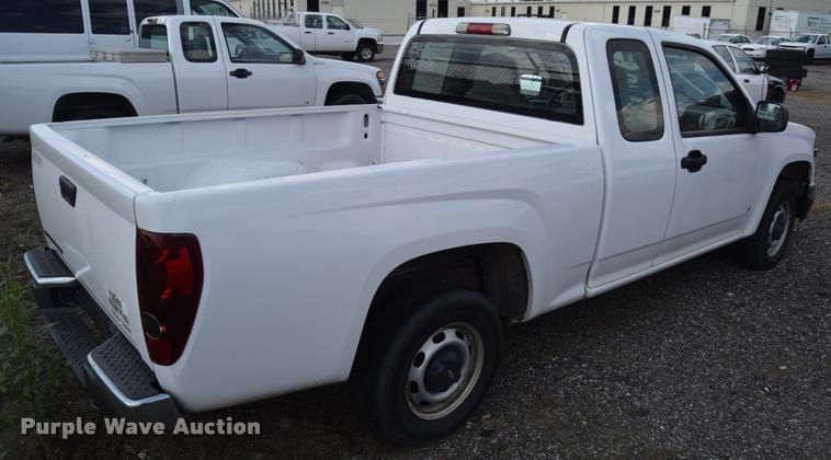image for item L2516 2007 Chevrolet Colorado Ext. Cab pickup truck