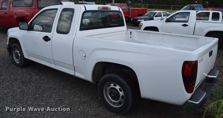image for item L2516 2007 Chevrolet Colorado Ext. Cab pickup truck