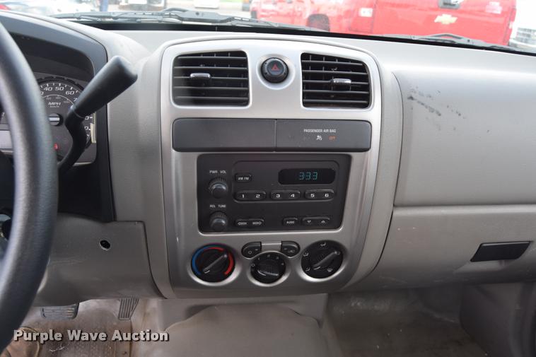 image for item L2516 2007 Chevrolet Colorado Ext. Cab pickup truck