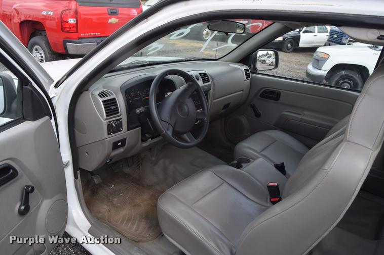 image for item L2516 2007 Chevrolet Colorado Ext. Cab pickup truck