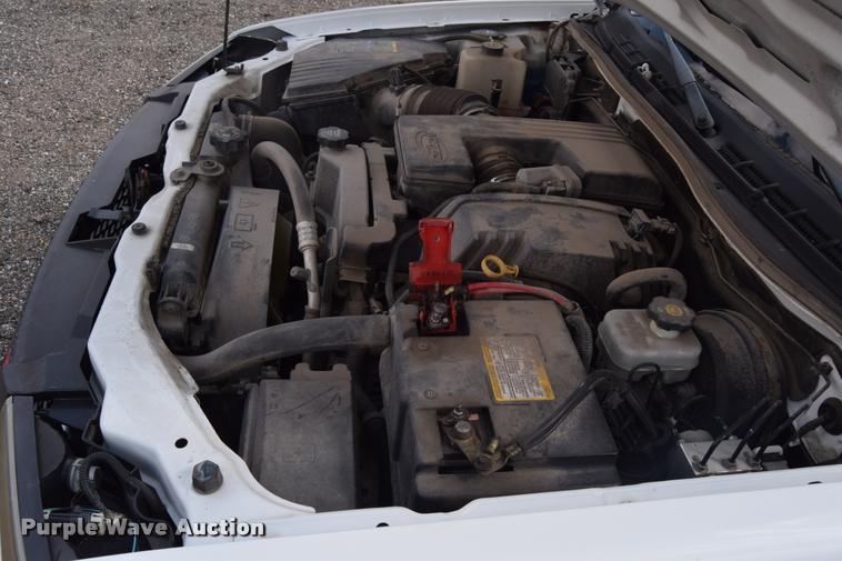 image for item L2516 2007 Chevrolet Colorado Ext. Cab pickup truck