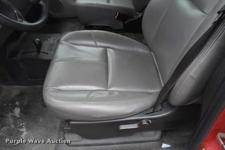 image for item L2517 2008 Chevrolet Silverado 2500HD Crew Cab pickup truck