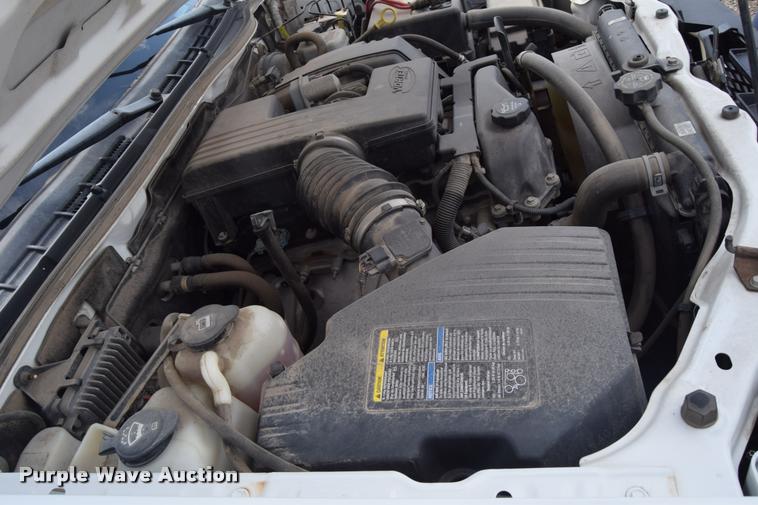 image for item L2519 2006 Chevrolet Colorado Ext. Cab pickup truck