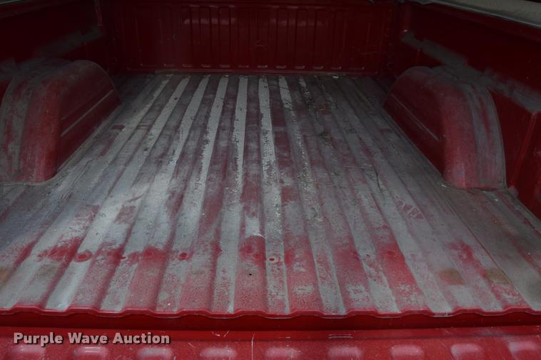 image for item L2520 2006 Chevrolet Silverado 2500HD Crew Cab pickup truck