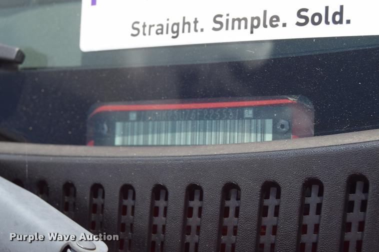 image for item L2520 2006 Chevrolet Silverado 2500HD Crew Cab pickup truck