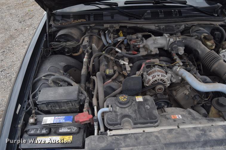 image for item L2522 2010 Ford Crown Victoria Police Interceptor