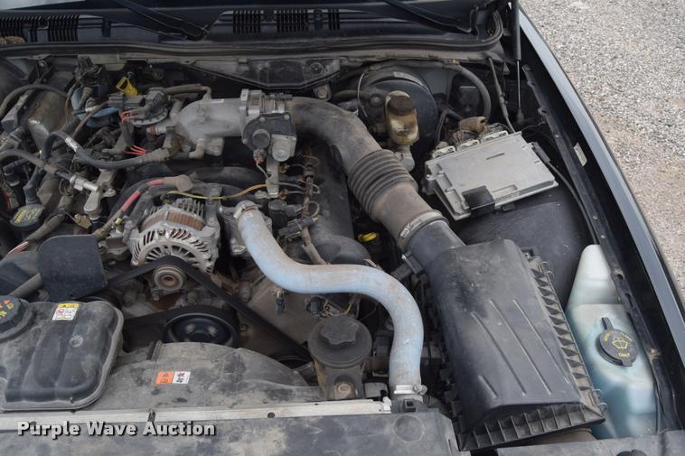 image for item L2522 2010 Ford Crown Victoria Police Interceptor