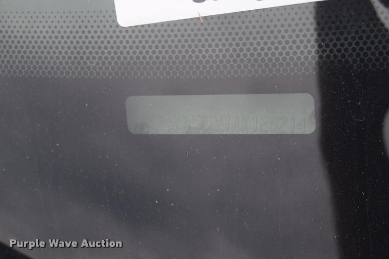 image for item L2522 2010 Ford Crown Victoria Police Interceptor