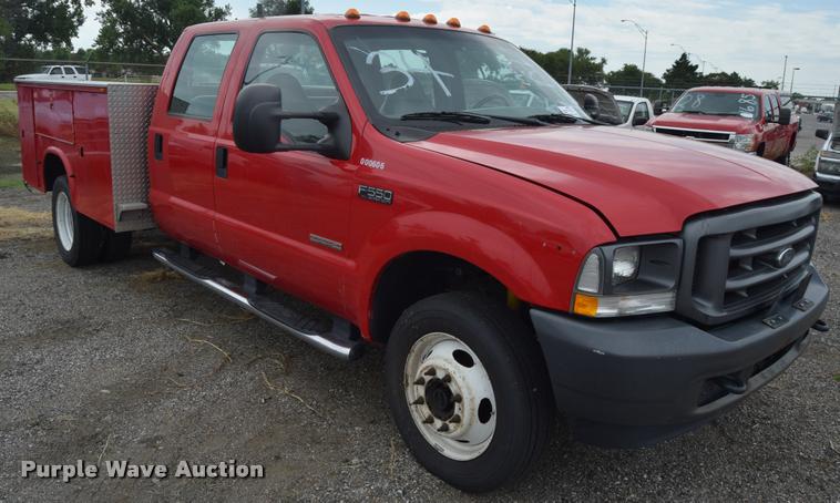 image for item L2523 2004 Ford F550 Super Duty XL Crew Cab utility truck