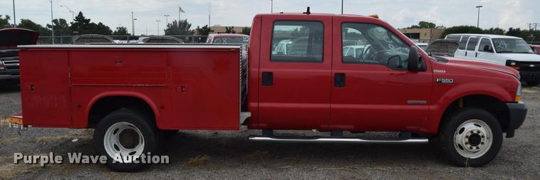 image for item L2523 2004 Ford F550 Super Duty XL Crew Cab utility truck