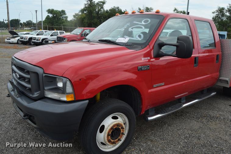 image for item L2523 2004 Ford F550 Super Duty XL Crew Cab utility truck