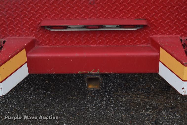 image for item L2523 2004 Ford F550 Super Duty XL Crew Cab utility truck