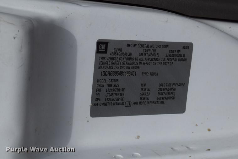 image for item L2526 2008 Chevrolet Express 3500 Extended Cargo van