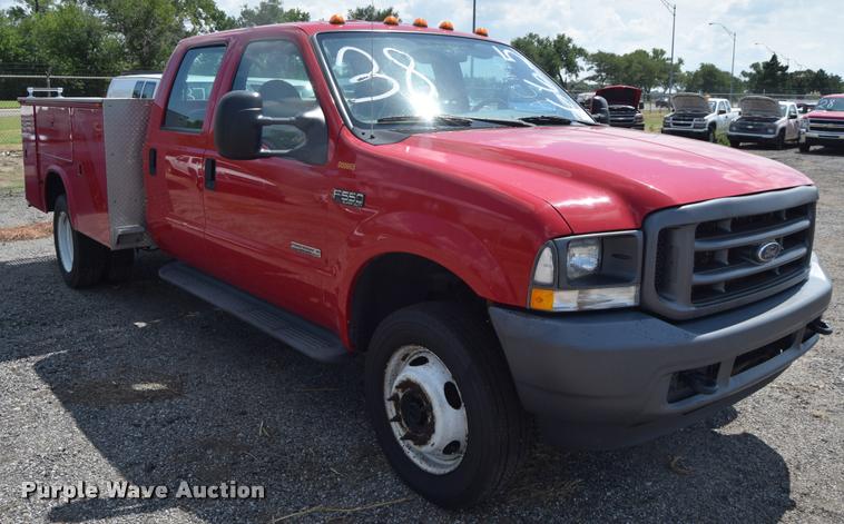 image for item L2527 2004 Ford F550 Super Duty XL Crew Cab utility truck