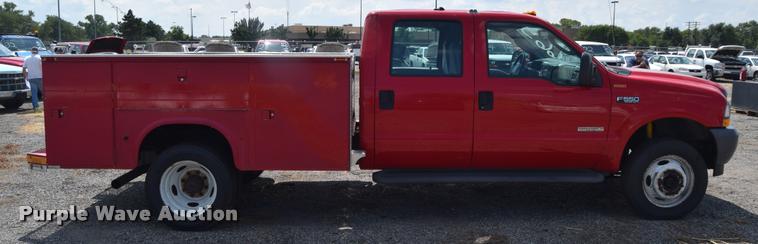 image for item L2527 2004 Ford F550 Super Duty XL Crew Cab utility truck