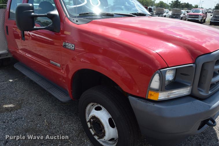 image for item L2527 2004 Ford F550 Super Duty XL Crew Cab utility truck