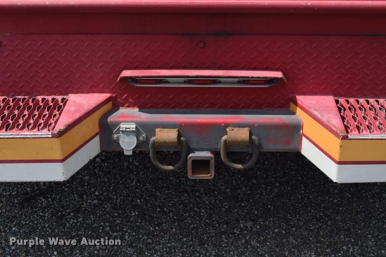 image for item L2527 2004 Ford F550 Super Duty XL Crew Cab utility truck