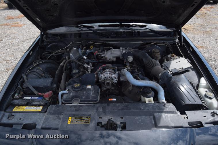 image for item L2528 2011 Ford Crown Victoria Police Interceptor