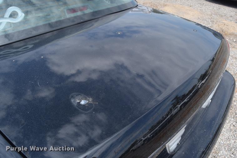 image for item L2528 2011 Ford Crown Victoria Police Interceptor