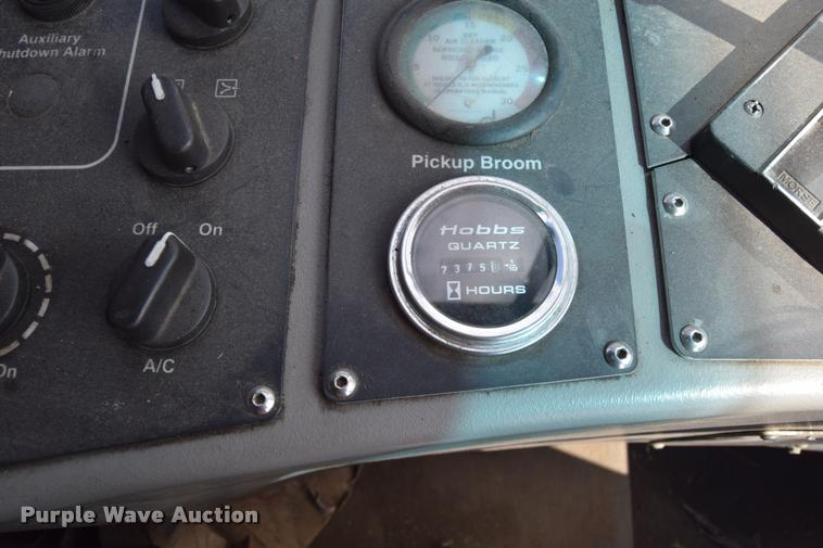 image for item L2534 2010 Allianz Johnston 3000 street sweeper