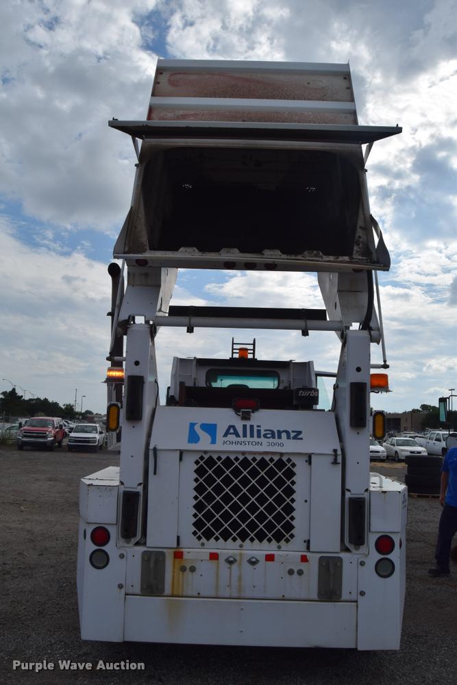 image for item L2534 2010 Allianz Johnston 3000 street sweeper