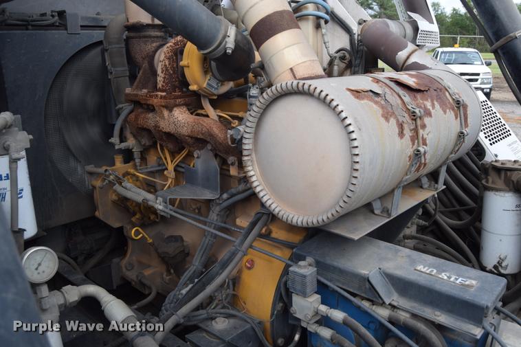 image for item L2534 2010 Allianz Johnston 3000 street sweeper