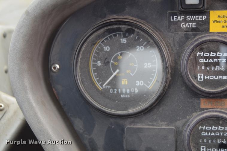 image for item L2535 2010 Allianz Johnston 3000 street sweeper