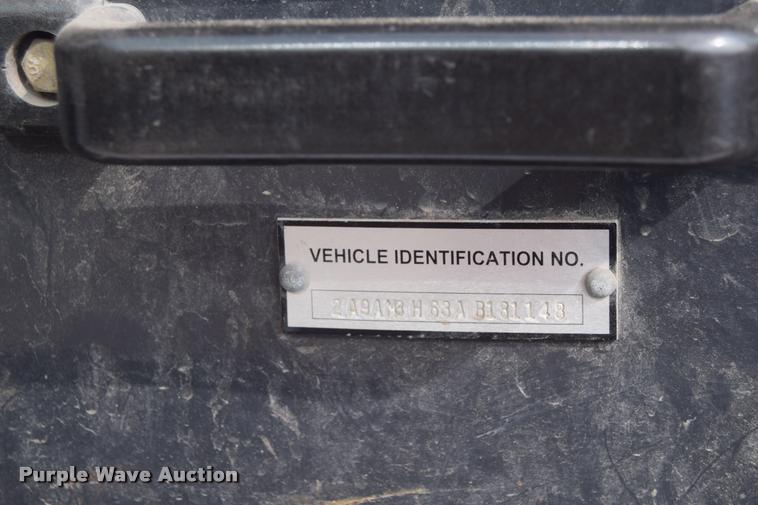 image for item L2535 2010 Allianz Johnston 3000 street sweeper