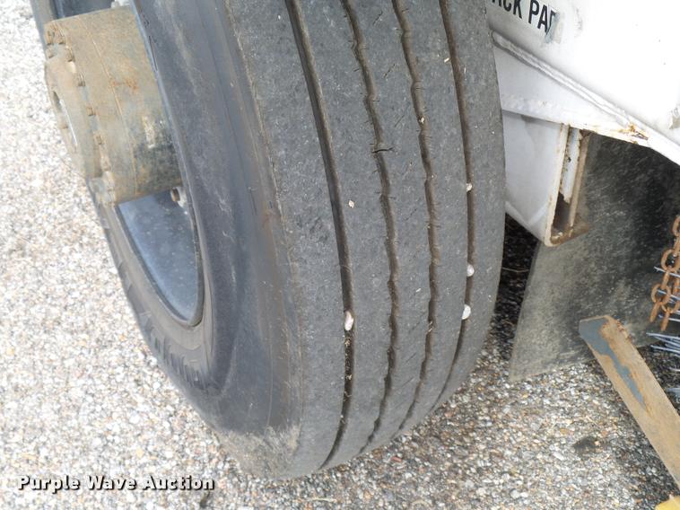 image for item L2535 2010 Allianz Johnston 3000 street sweeper