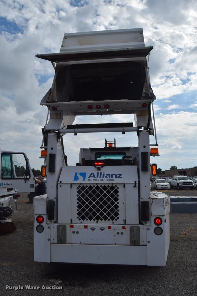image for item L2535 2010 Allianz Johnston 3000 street sweeper