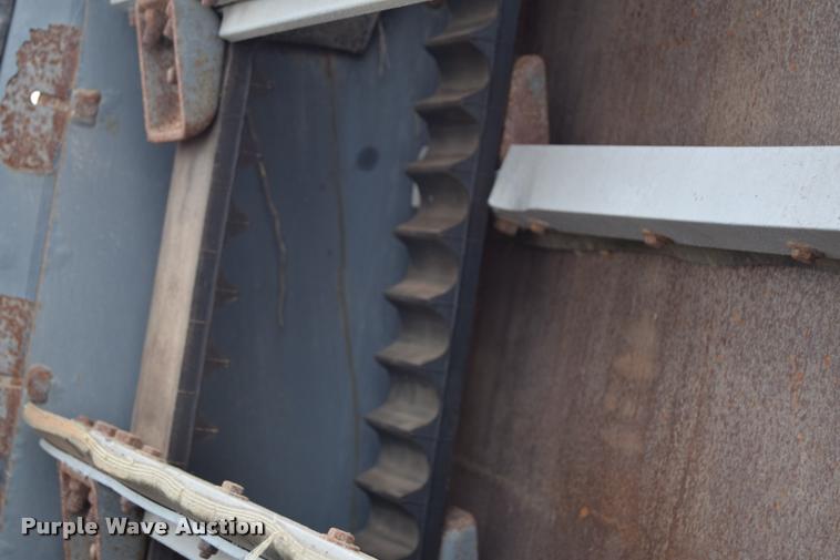 image for item L2535 2010 Allianz Johnston 3000 street sweeper