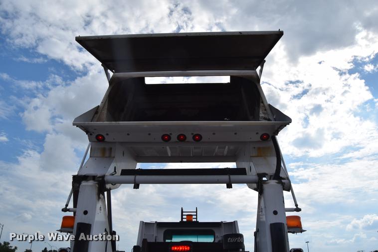 image for item L2535 2010 Allianz Johnston 3000 street sweeper