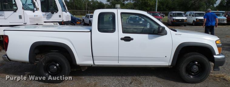 image for item L2536 2008 Chevrolet Colorado Ext. Cab pickup truck