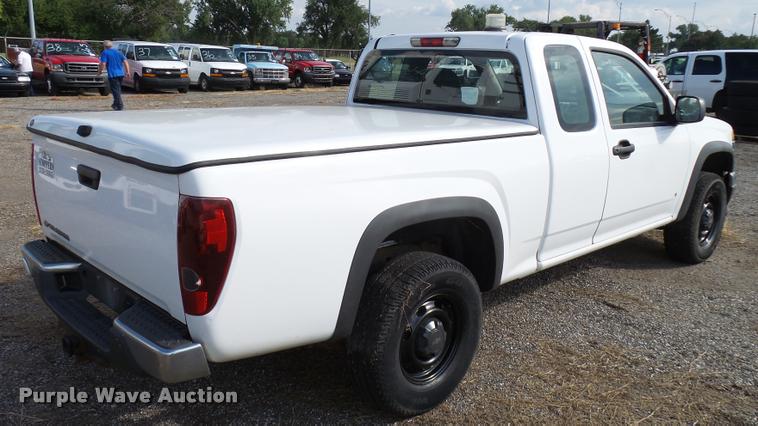 image for item L2536 2008 Chevrolet Colorado Ext. Cab pickup truck