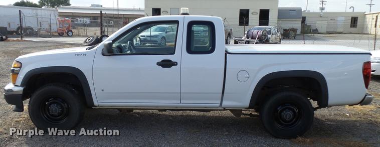 image for item L2536 2008 Chevrolet Colorado Ext. Cab pickup truck