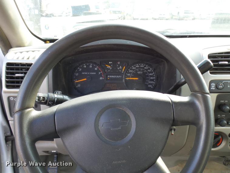 image for item L2536 2008 Chevrolet Colorado Ext. Cab pickup truck